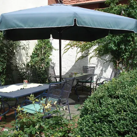 Zur Schwane Guest house
